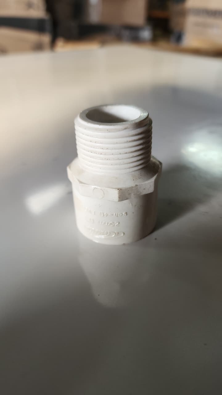 Adaptador macho de PVC Amanco Sch-40 25 mm 1 pulgada