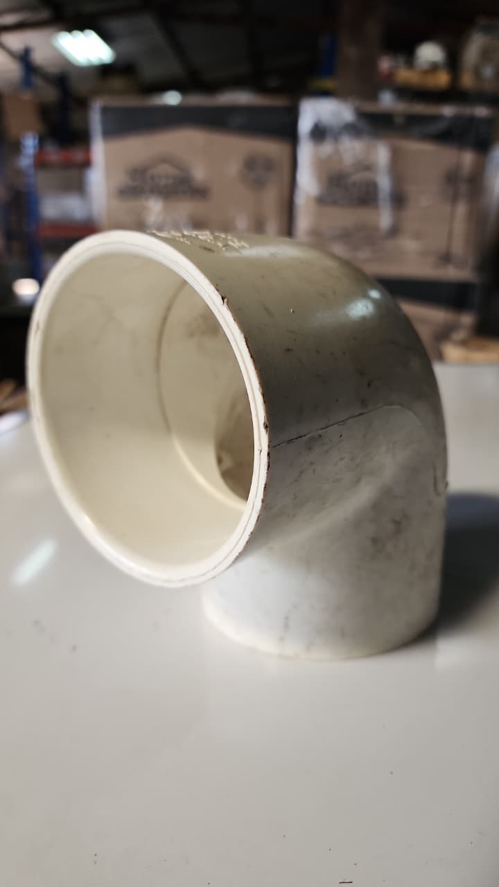 Codo de PVC 90 grados 3 pulgadas Charlotte Pipe