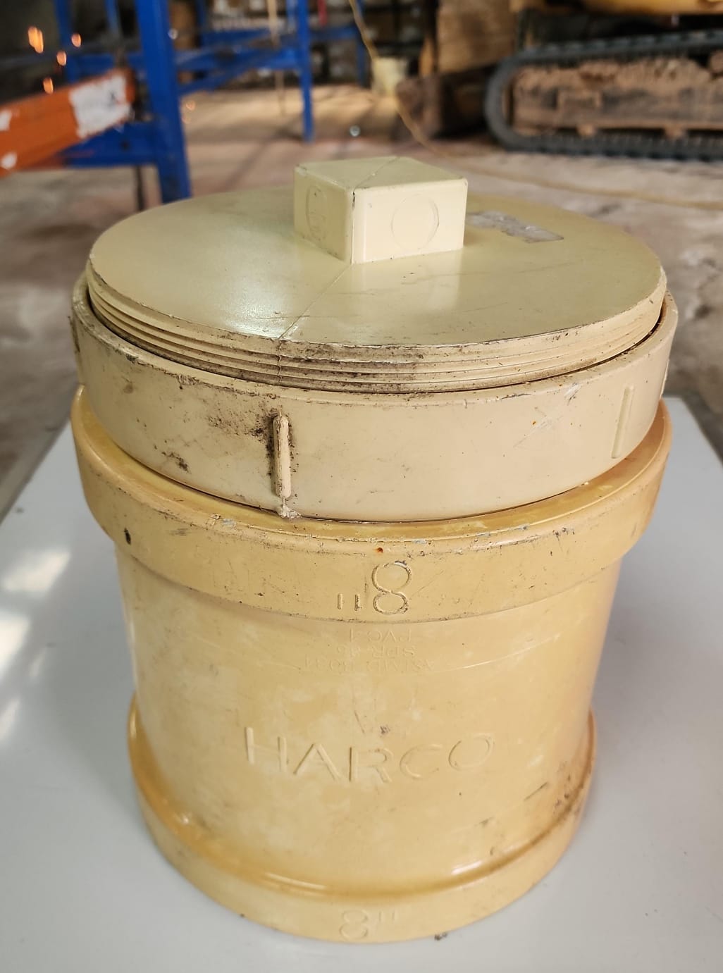 Adaptador de limpieza sanitario de PVC 8 pulgadas Harco con tapón