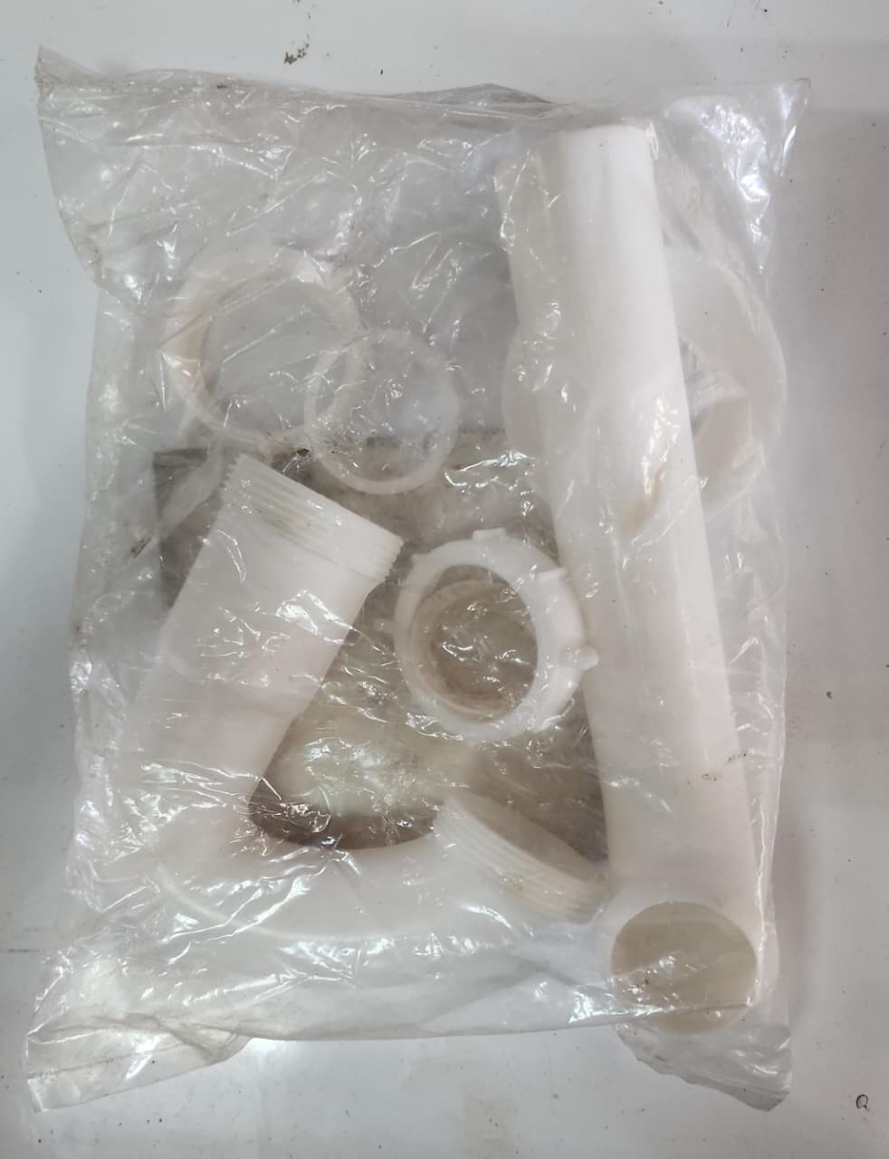 Sifón universal blanco Iron Tool modelo N-122